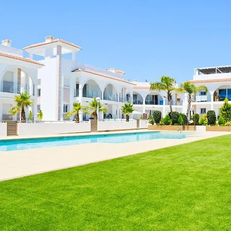 New Build On Beautiful Modern Complex Apartment