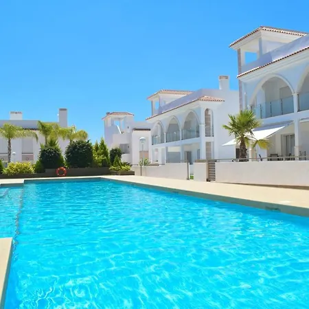 New Build On Beautiful Modern Complex Apartment *